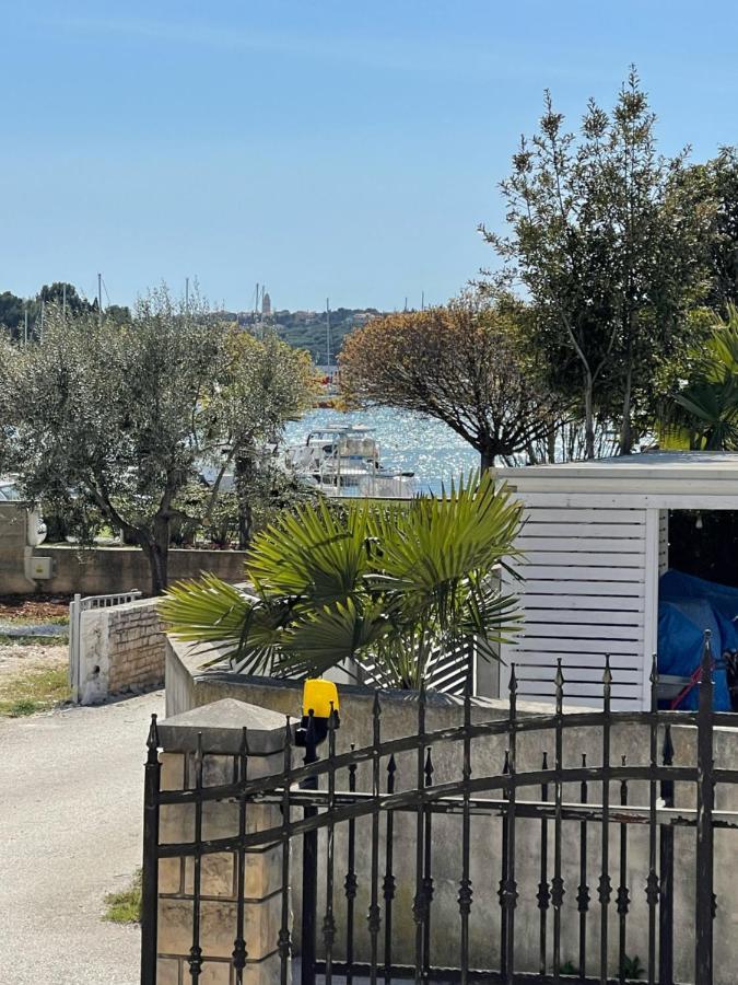 מדולין Apartments Demarin מראה חיצוני תמונה